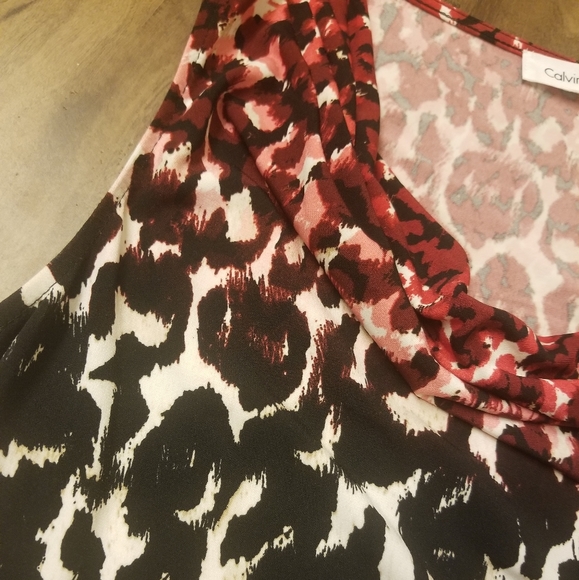 Calvin Klein Top - Picture 2 of 5